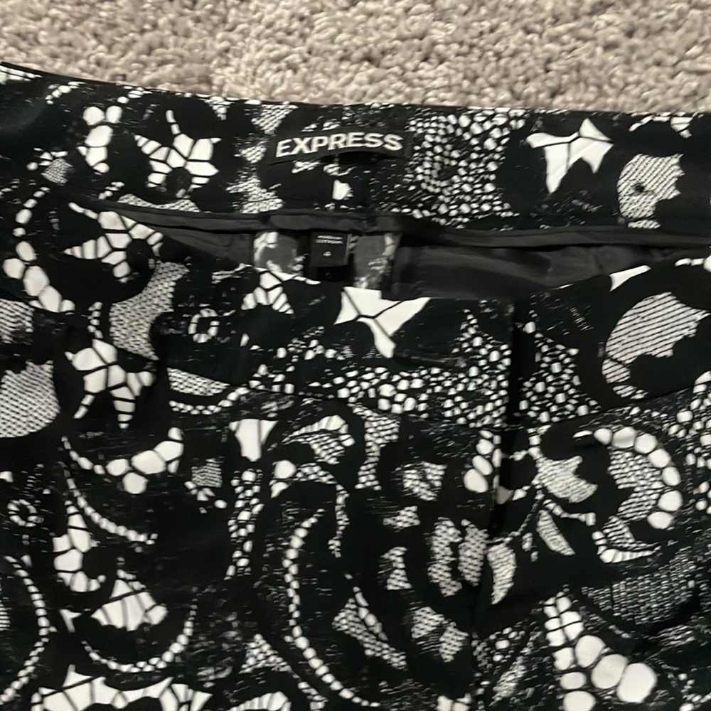 Shorts - Picture 2 of 2